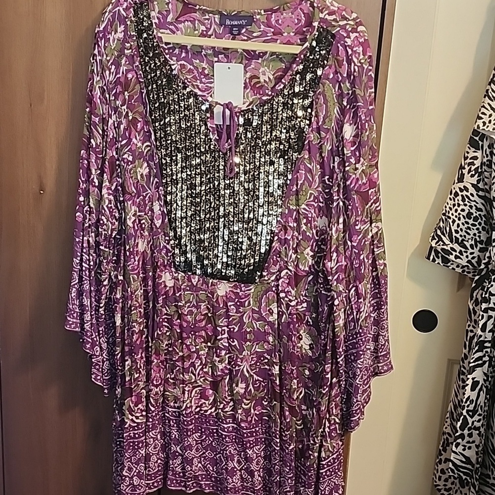 Roaman's Women's Flowing Bell Sleeve Purple Floral Sequin Blouse Size NWT 28W